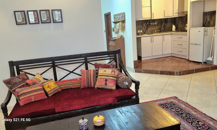 اجاره آپارتمان سنتی میراث در مرکز شهر