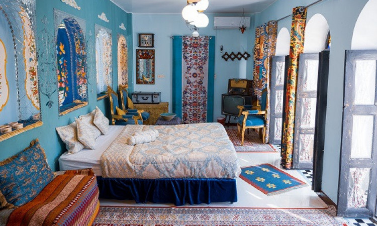 اقامتگاه سنتی ترنجستان (دوتخته دبل آینه شاه نشین)