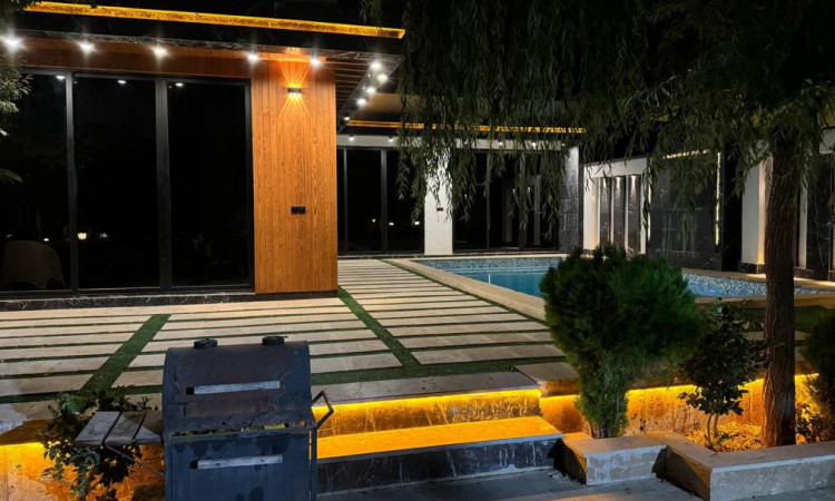 اجاره ویلا نوساز شیک و مدرن استخردار