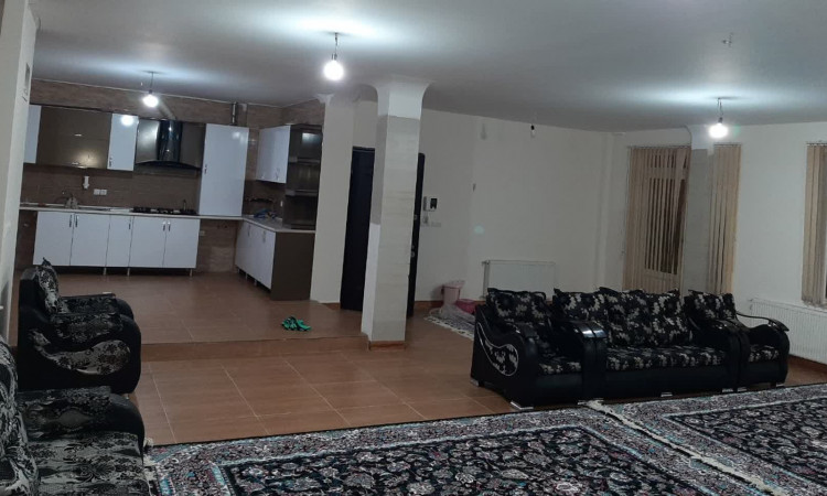 اجاره آپارتمان طاقبستان طبقه اول