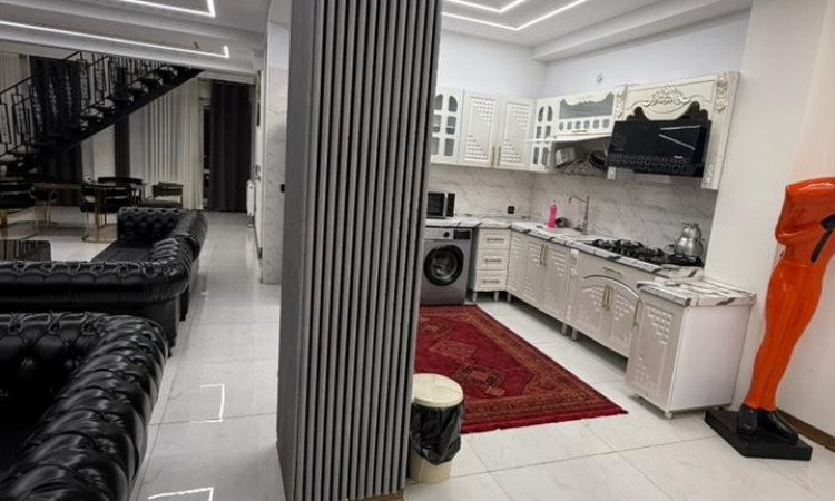 اجاره ویلا لوکس سه خواب با استخر سر پوشیده آسمان رودهن
