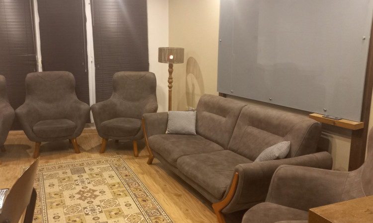 اجاره آپارتمان شیک و آرام دروس