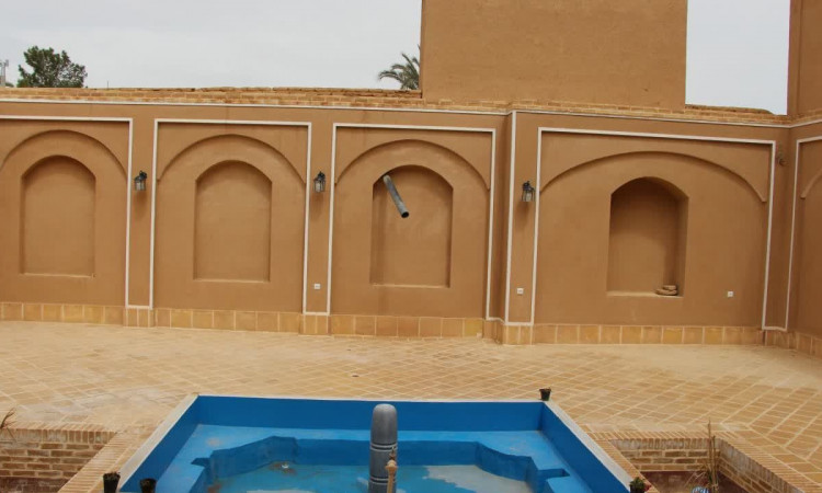 رزرو بومگردی استاد حسین اردکانی ـ اتاق معمار کریمی