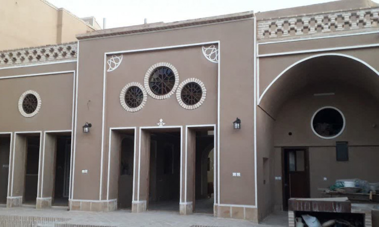 رزرو بومگردی استاد حسین اردکانی ـ اتاق معمار کریمی