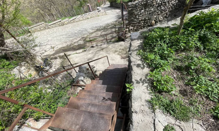 اجاره خانه سنتی تک خواب باباکوهی