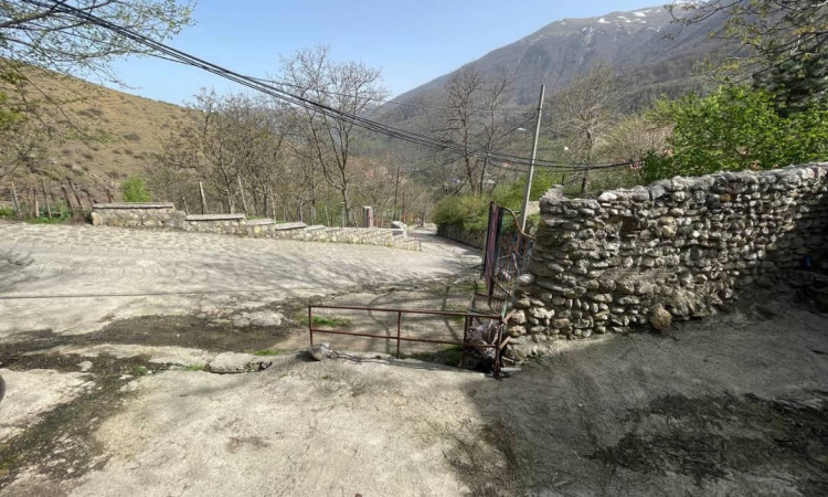 اجاره خانه سنتی تک خواب باباکوهی
