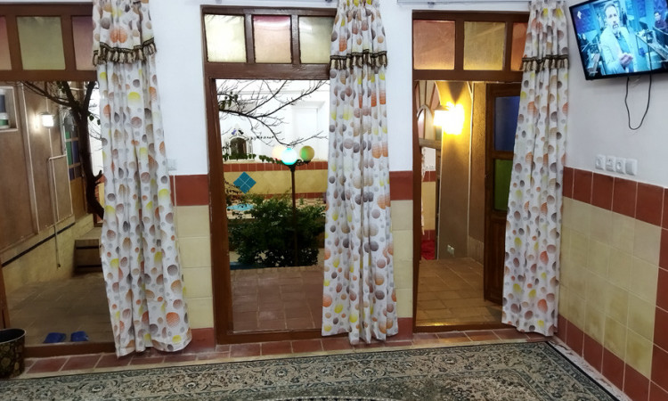 رزرو مجموعه بومگردی سنتی مرکز شهر یزد