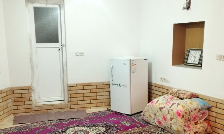 اجاره خانه سنتی دربست ابیانه