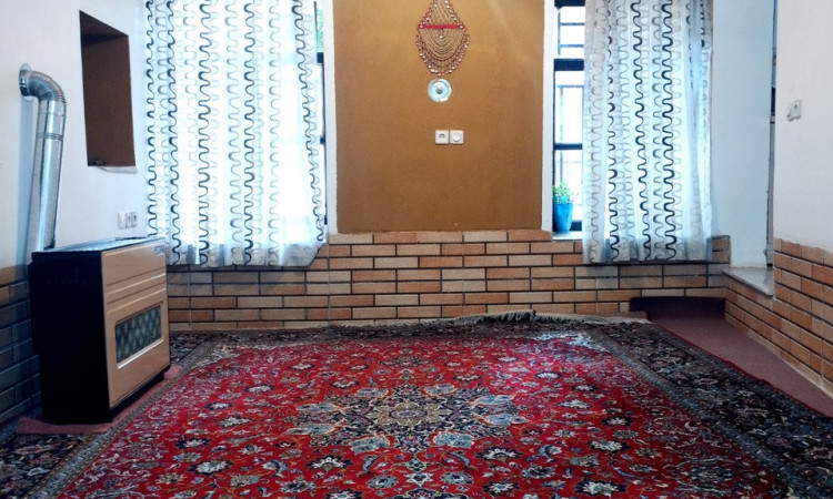 اجاره خانه سنتی دربست ابیانه