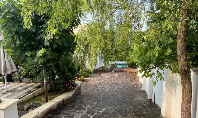 اجاره ویلا دوبلکس استخر روباز آبگرم کلاردشت