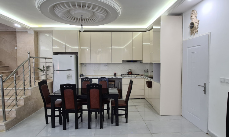 اجاره ویلا دوبلکس کوهستانی استخردار