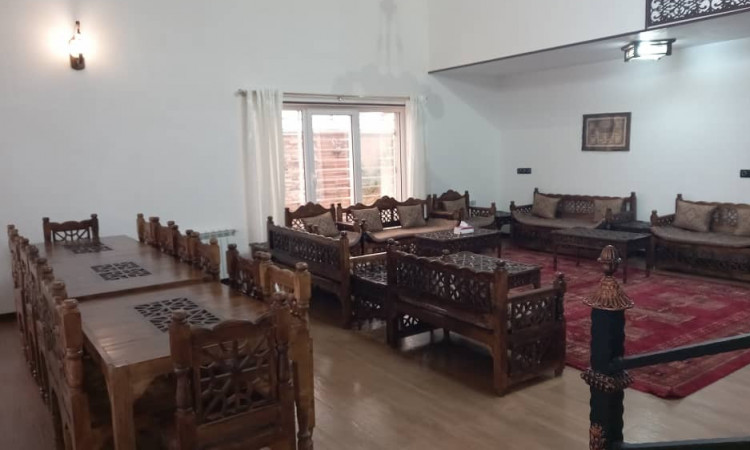 اجاره ویلا چهارخواب استخردار مهر و ماه