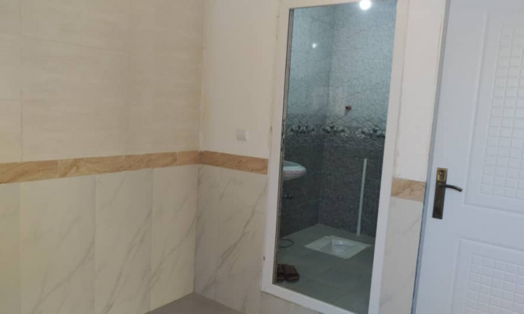 واحد ساحلی کنار دریاچه روستای گردش گری سلین
