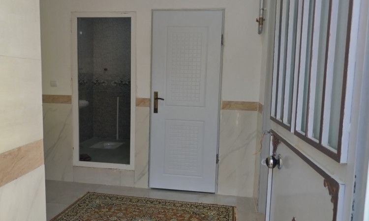 واحد ساحلی کنار دریاچه روستای گردش گری سلین