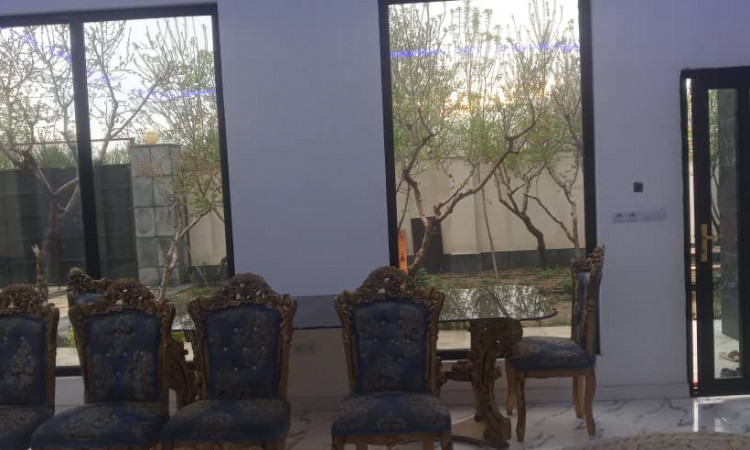 اجاره ویلا استخر آبسرد باغ یاس کردان ( ایزدیار )