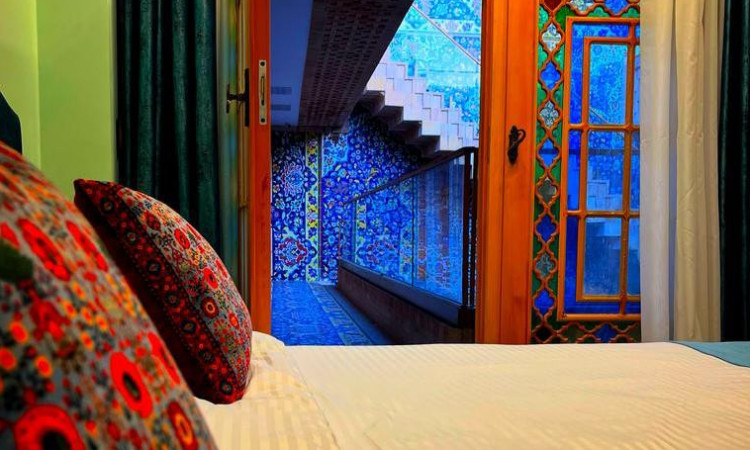 رزرو بوتیک هتل سنتی ماه گیسو (اتاق سروناز)