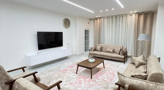 الشاطئ الفضي