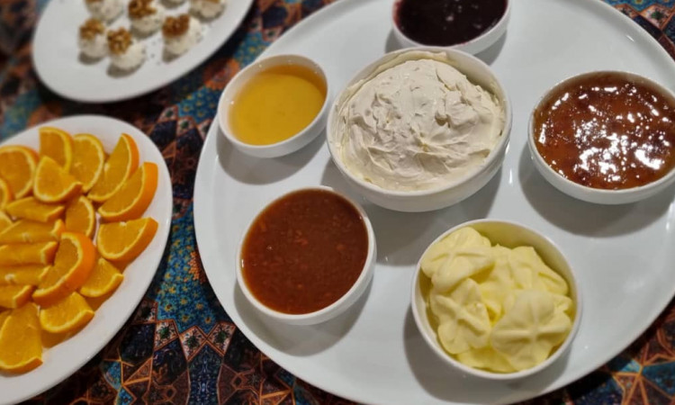 رزرو بوتیک هتل سنتی ماه گیسو (اتاق بوستان)