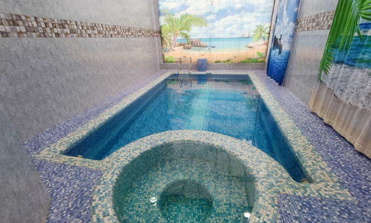 استخرآبگرم با جکوزی داغ کردان سهیلیه