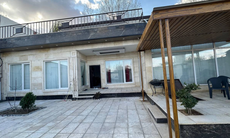 استخرآبگرم با جکوزی داغ کردان سهیلیه