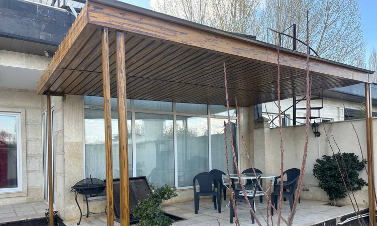 استخرآبگرم با جکوزی داغ کردان سهیلیه