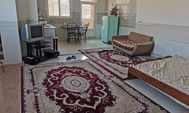 اجاره سوئیت مجهز مرکز شهر زارع 2 طبقه اول
