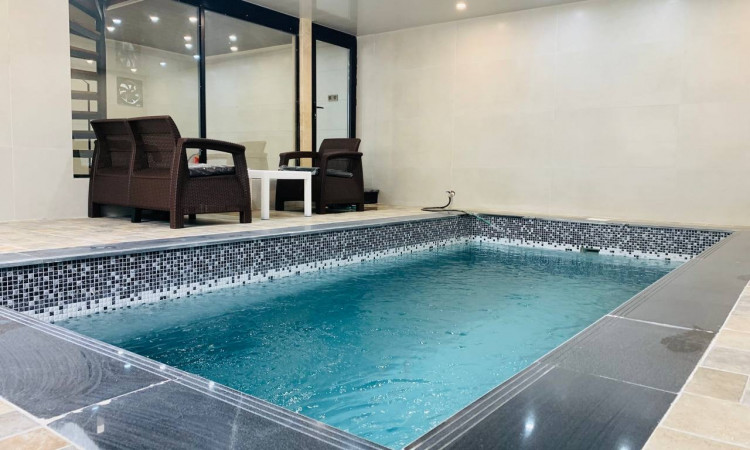 تأجير مجموعة من الممثل الوجه السويسري