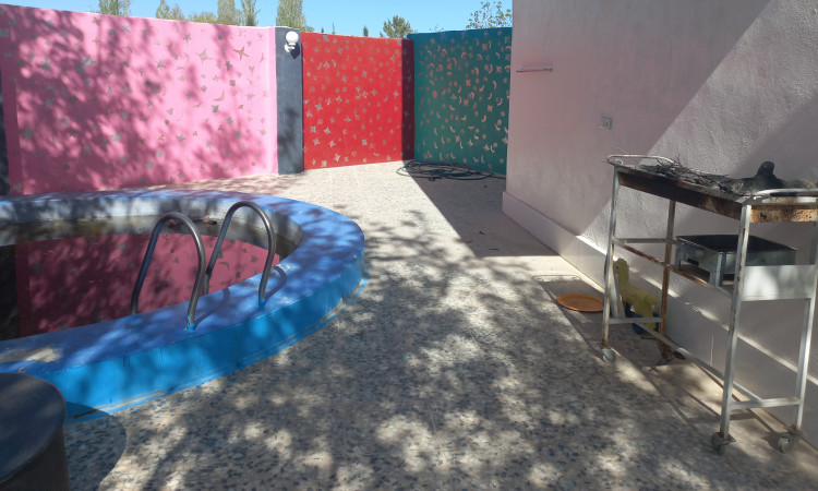 اجاره ویلا باغ دوبلکس استخر دار (lili Garden)
