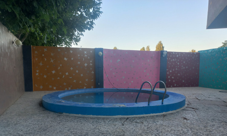 اجاره ویلا باغ دوبلکس استخر دار (lili Garden)