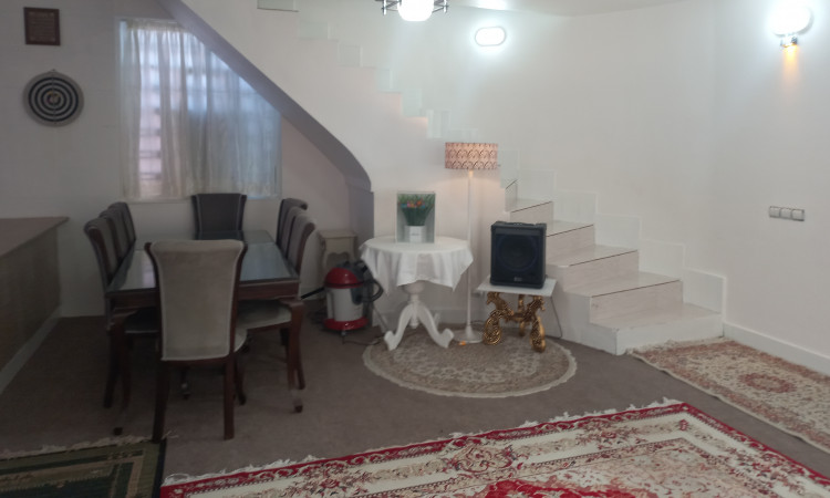 اجاره ویلا باغ دوبلکس استخر دار (lili Garden)