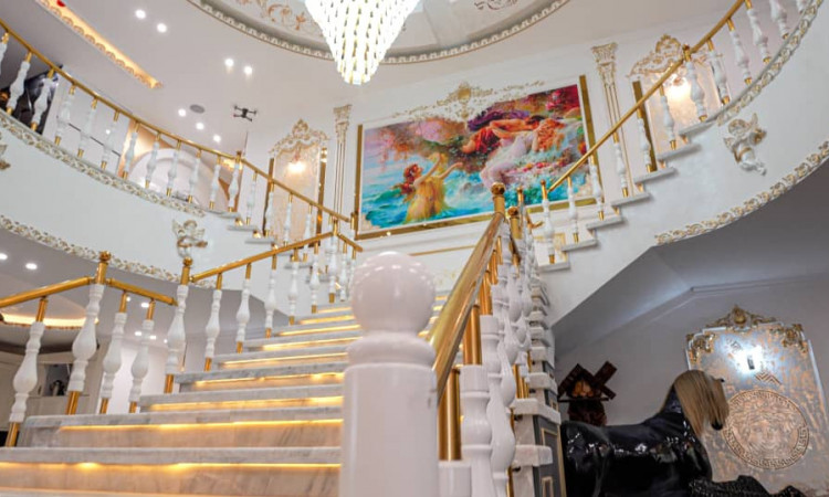 رزرو عمارت سیلور استار