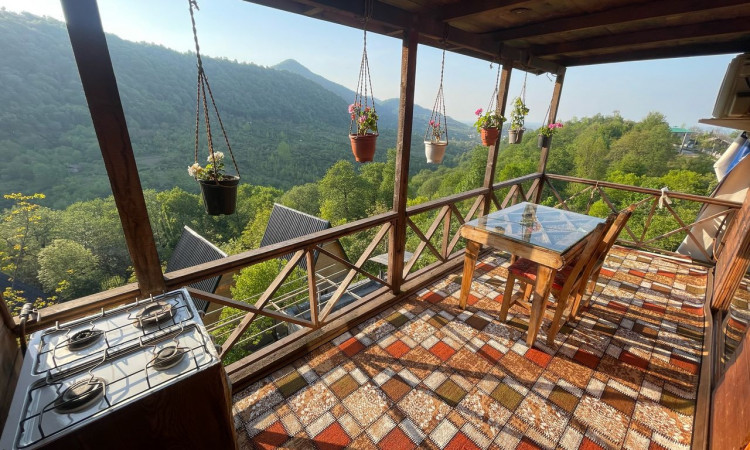 اجاره مجموعه آغوزحال کلبه سوئیسی جنگلی 5