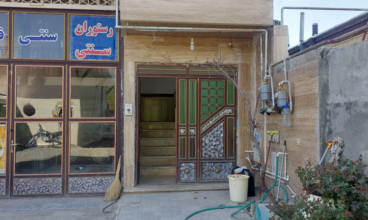 اجاره آپارتمان تک خوابه روبه دریاچه زریوار مریوان