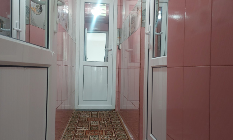 اجاره آپارتمان تک خوابه روبه دریاچه زریوار مریوان