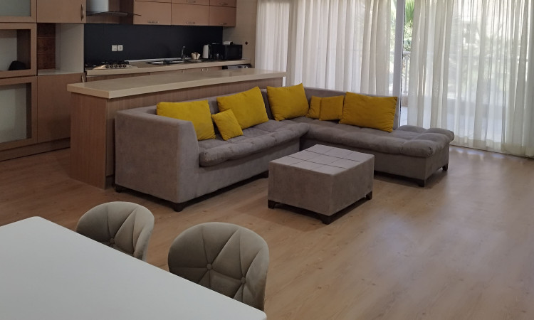 اجاره آپارتمان دو خواب کیش (E2 اول شرقی)
