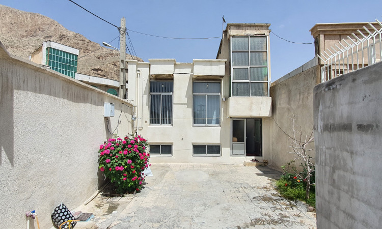 اجاره واحد همکف طاقبستان کرمانشاه