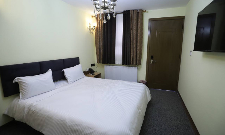 رزرو اقامتگاه خانه سنتی یار(اتاق دو تخته دبل منیژه)