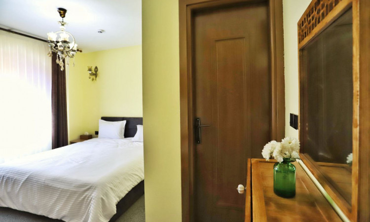 رزرو اقامتگاه خانه سنتی یار (اتاق دوتخته دبل شیرین)