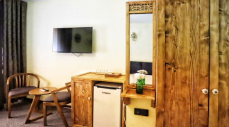 رزرو اقامتگاه خانه سنتی یار (اتاق سه تخته فرهاد)