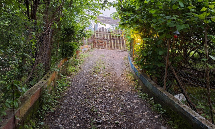 رزرو بوم گردی گل یخ واحد سنتی