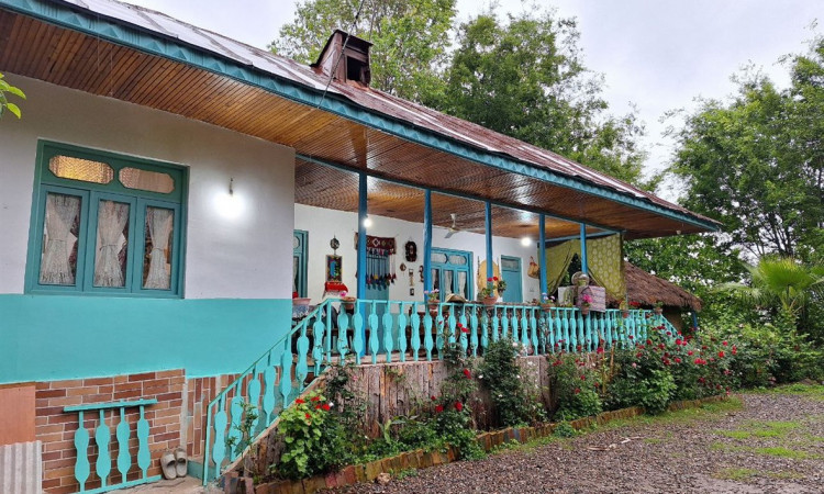 رزرو بوم گردی گل یخ واحد سنتی