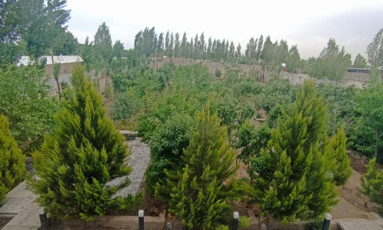 اجاره ویلا استخردار سفید و سیاه کردان