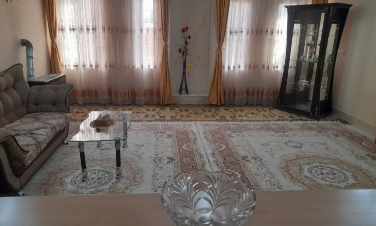 اجاره واحد یک خوابه همکف مرکز شهر
