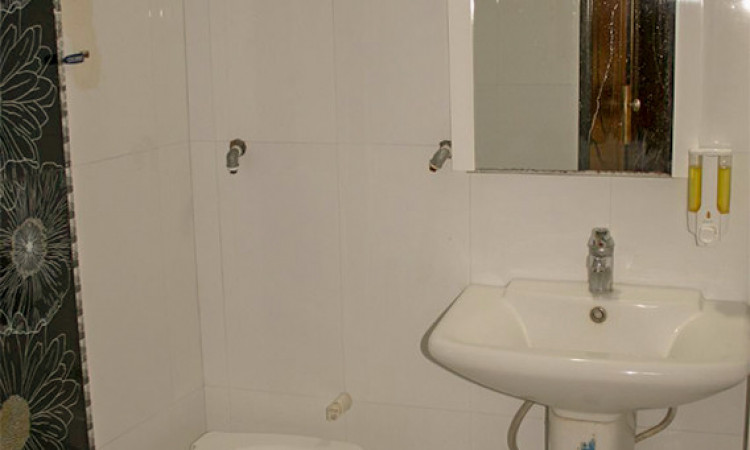 اجاره آپارتمان دوخوابه نزدیک حرم (9خته)