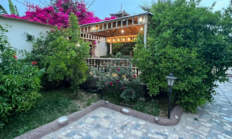 اجاره عمارت تفریحی اقامتی آراد