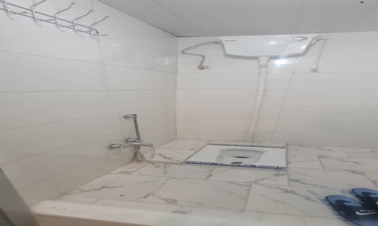 اجاره عمارت بیت الهادی مجاور حرم دربستی
