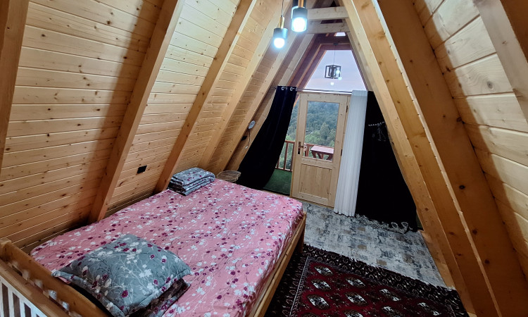 كوخ فرحان السويسري للإيجار