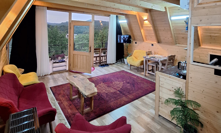 كوخ فرحان السويسري للإيجار