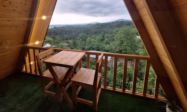 كوخ فرحان السويسري للإيجار