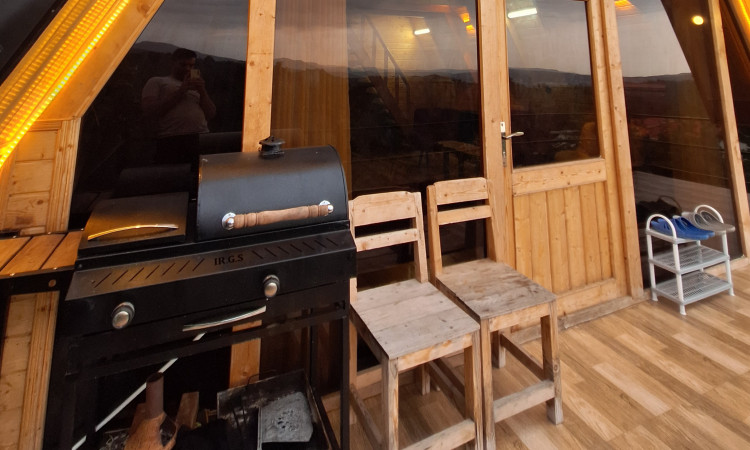 كوخ فرحان السويسري للإيجار